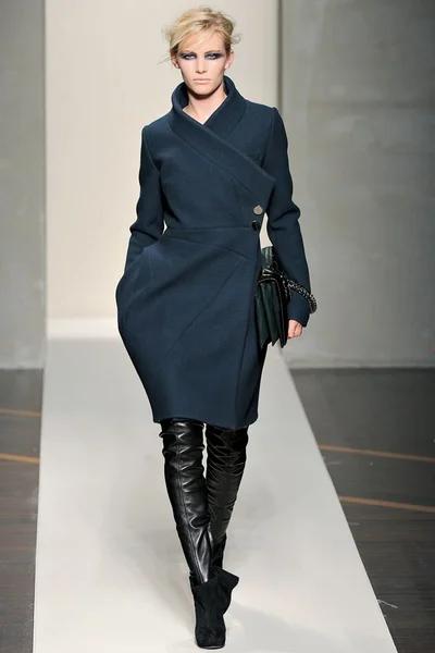 Look 17